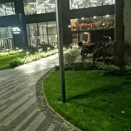 Стильная, Компактная Квартира. Kiev Bagian luar foto